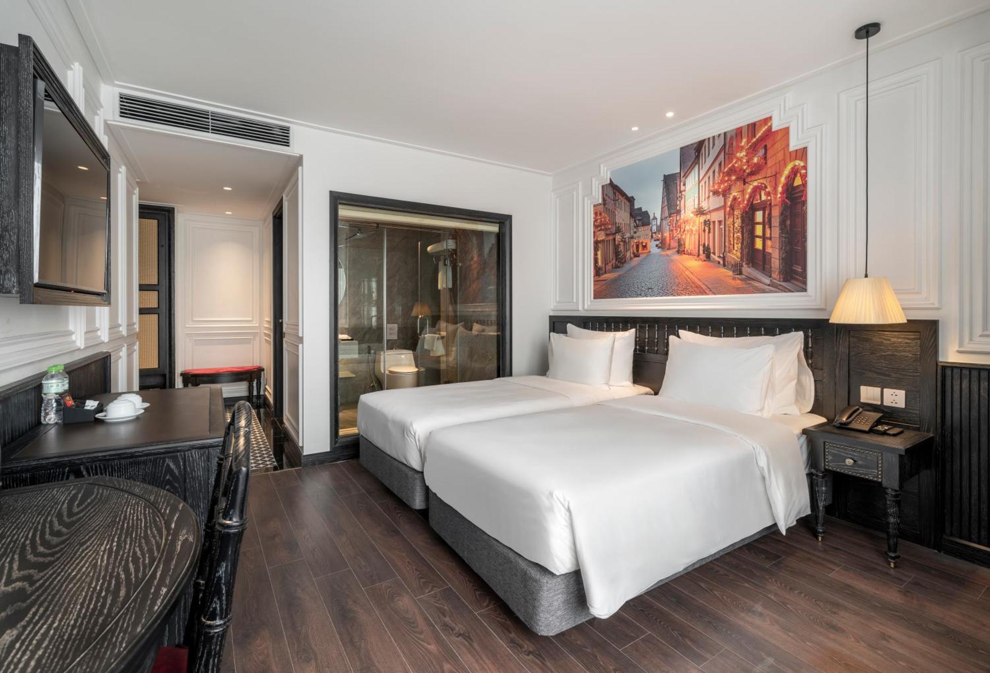 Luxe Paradise Premium Hotel